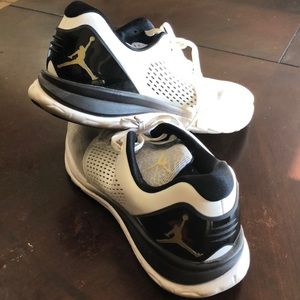 2015 Air Jordan Flight Flex training shoes.